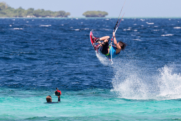 Pro-kiter-Tom-Court-at Wakatobi-Resort